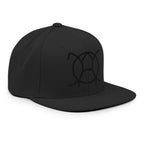Unwritten snapback cap in black, right side view